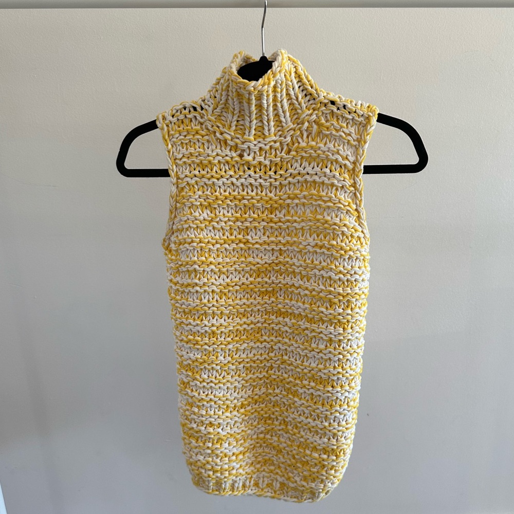 Lafayette 148 yellow and white knit sweater